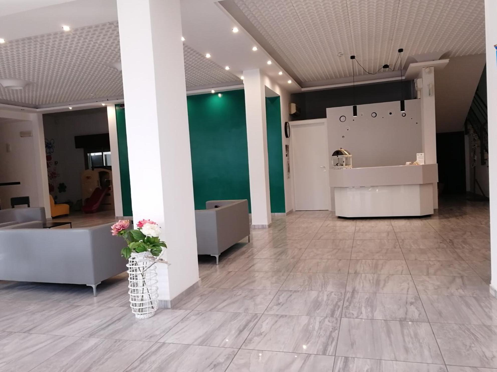 Hotel Atmosfere Beach Cesenatico Extérieur photo